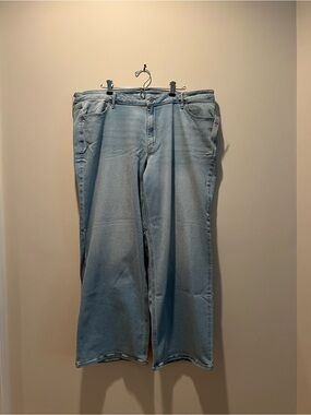 NWT NEVER WORN Old Navy Womens Light Wash High Rise Wide Leg Jeans (22 Short)